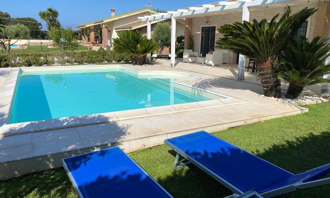 Anzio Apartment | Alloggio turistico Villa Camelia Lavinio