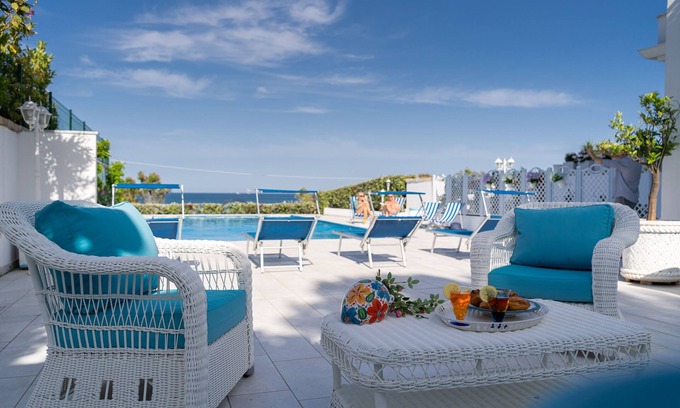 Crotone Bed & Breakfast | Almare'