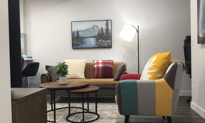 Southwest Calgary Apartment | Almost Heaven – 2-Bdrm APT near Heritage Park, Spruce Meadows & Banff-SW Calgary