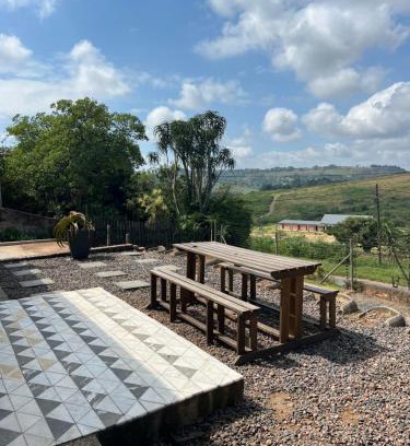 Botha's Hill House | ALOE cottage Valley of a 1000 hills