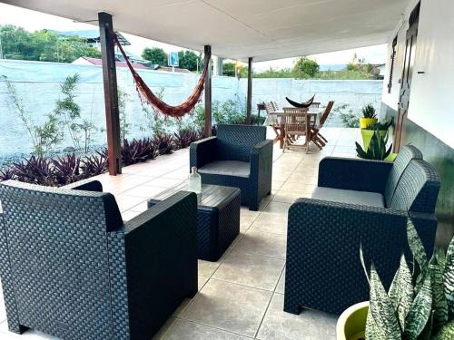 Cayenne House | Aloevera