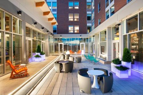 Lakefront Hotel | Aloft Syracuse Inner Harbor
