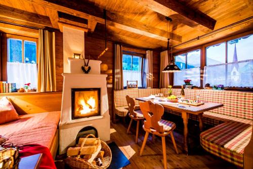 Lanersbach Ski Chalet | Alpendorf Anno Dazumal