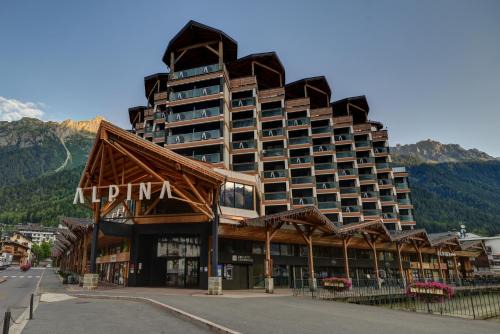 Chamonix City Centre Hotel | Alpina Eclectic Hotel