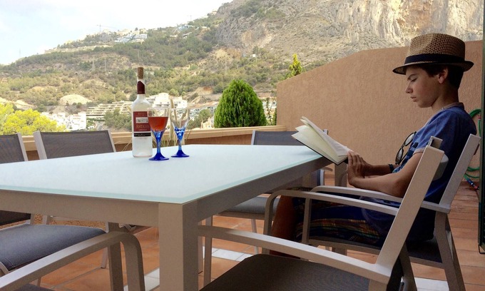 Pueblo Mascarat Apartment | Altea - family apartment ! Close to the sea.