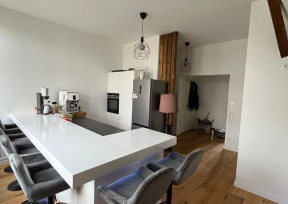 Verbandsgemeinde Pellenz Apartment | Alter Bahnhof Kruft erstrahlt in neuem Glanz