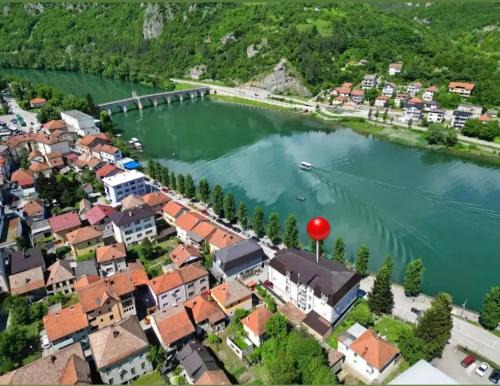 Visegrad Apartment | Aluna 3