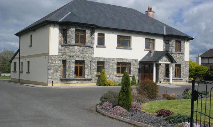 Curraghboy Bed & Breakfast | Alverna House B&B