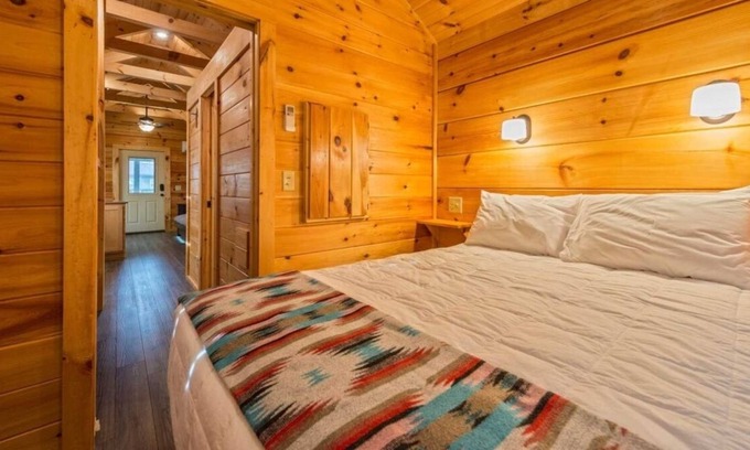 Bryan Cabin | Always a Great Idea To Unwind! Outdoor Pool, Close to Brazos County Expo Complex