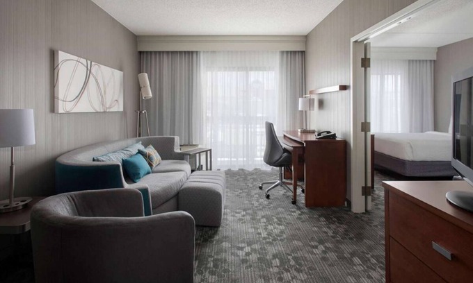 Milford Hotel | Always a Great Idea To Unwind! Close to Dilla Street, w/Pool, Pet-Friendly