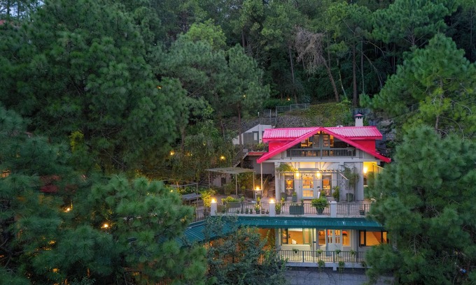 Kasauli Villa | amã Stays & Trails 7 Pines, Kasauli