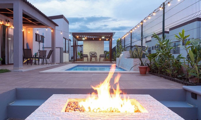 Santa Clara House | Amaia House, 5B 3R, 10 min drive from the beach. Cozy pool/fire pit/pavilion