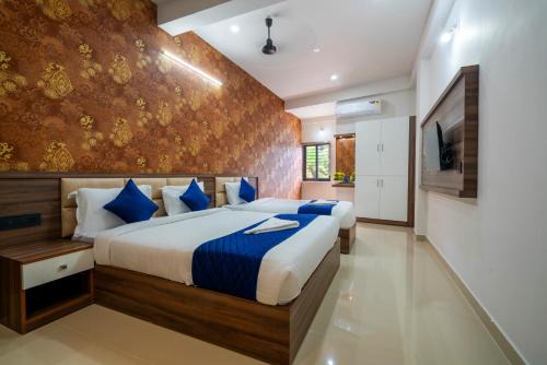 Thrissur Hotel | Amala Arcade AC Rooms