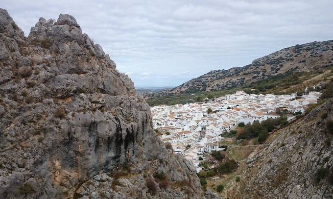 Zuheros House | Amapola Alojamiento Rural