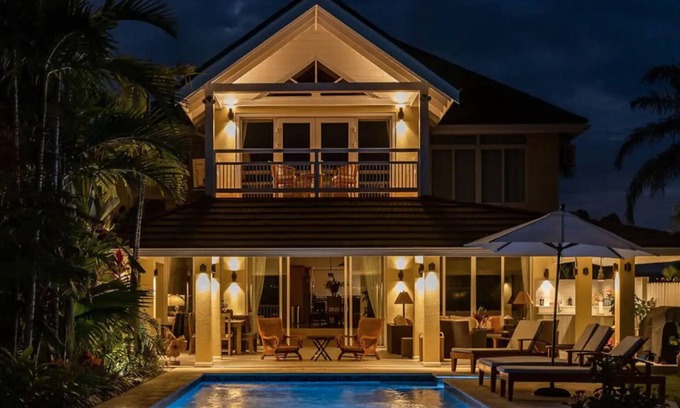 Lagoons House | Amara Fully Staffed 3BR Waterfront Villa