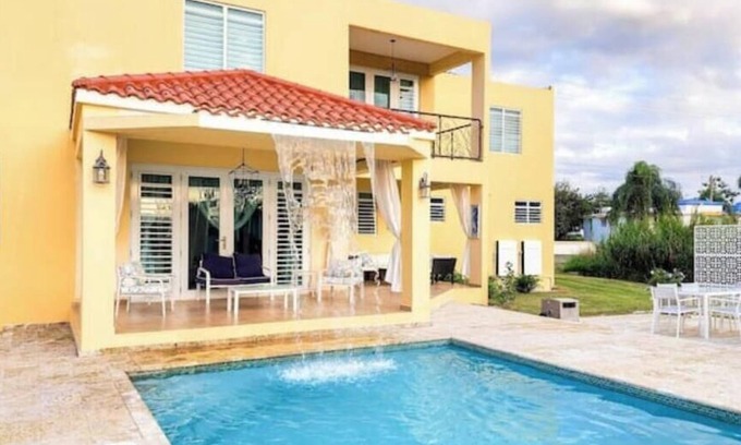 Caimital Bajo House | Amazing 3 bedroom W/Private Pool A/C in bedrooms
