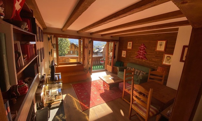 Chateau-d'Oex Apartment | Amazing apartment with view of the Alps