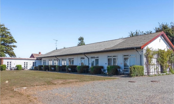 Sandvig Apartment | Amazing Apartment In Allinge With Wifi