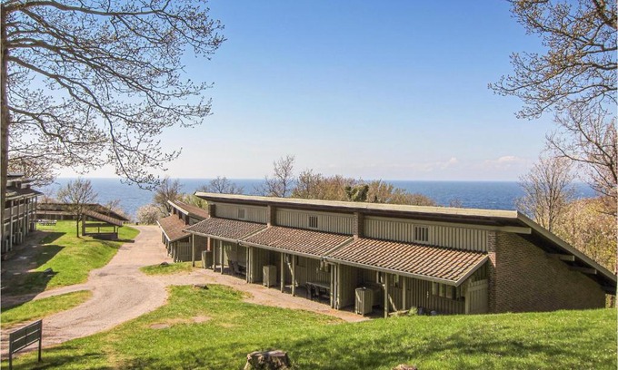 Sandvig Apartment | Amazing Apartment In Allinge With Wifi