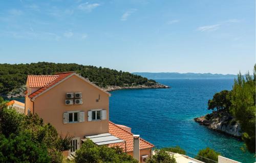 Cove Osibova (Milna) Apartment | Amazing Apartment In Milna With Wifi