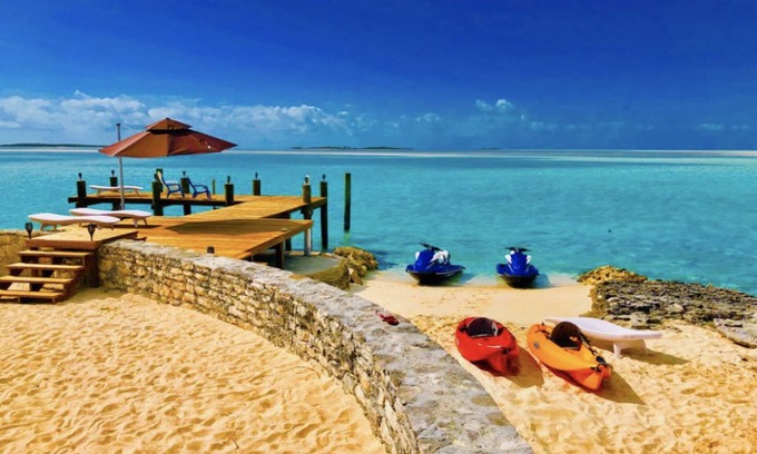 George Town House | AMAZING BEACH FRONT HOME WITH DOCK