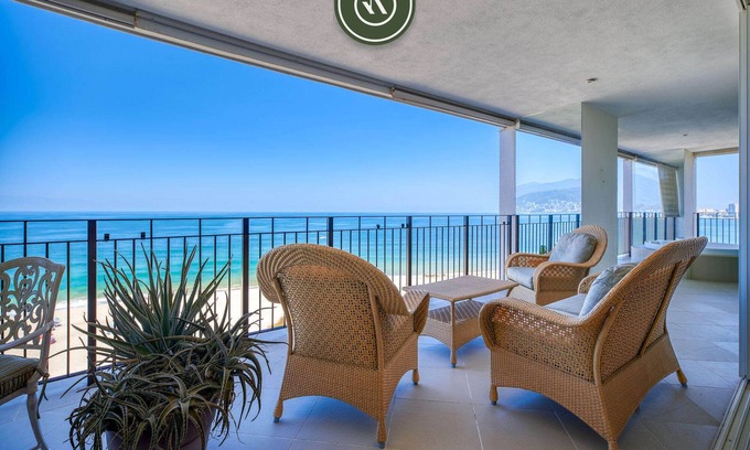 South Hotel Zone Apartment | Amazing Condo with Ocean View - Jacuzzi - Beach