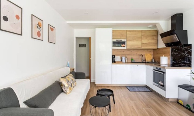 Orsay House | Amazing flat, Paris suburb, near Versailles ,Orly