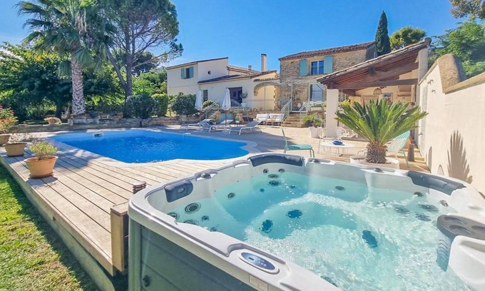 Aigues-Vives House | Amazing home in Aigues-Vives