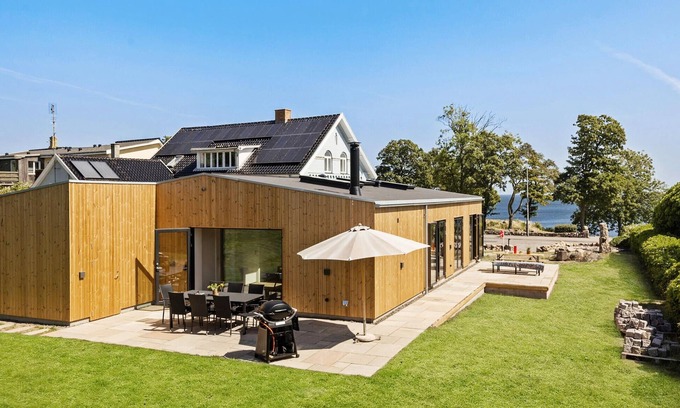 Allinge House | Amazing home in Allinge with WiFi