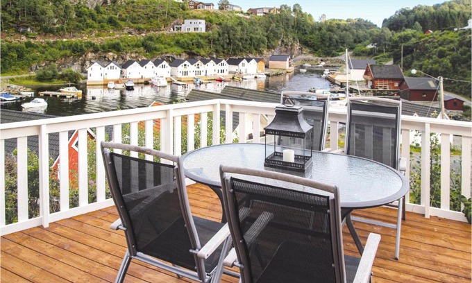 Sveio House | Amazing Home In Auklandshamn With Sauna