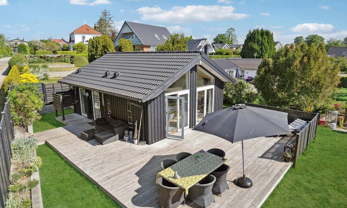 Faxe Ladeplads House | Amazing home in Faxe Ladeplads with WiFi