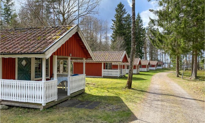 Unnaryd House | Amazing Home In Jälluntofta With Wifi