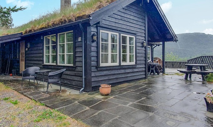 Tysnes House | Amazing home in Lundegrend