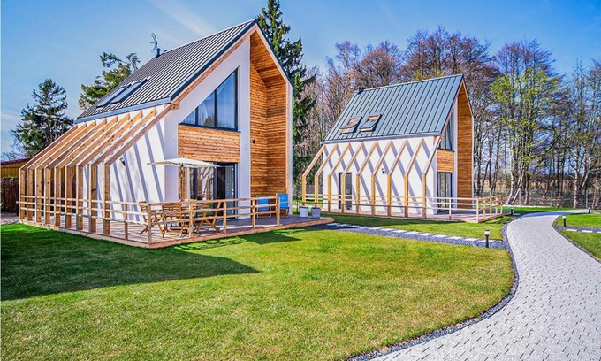 Nowecin House | Amazing Home In Nowecin With Kitchen