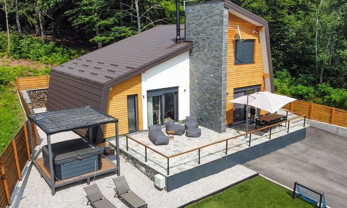 Brusane House | Amazing home in Rizvanusa