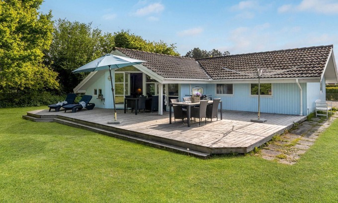 Spodsbjerg House | Amazing home in Rudkøbing with sauna