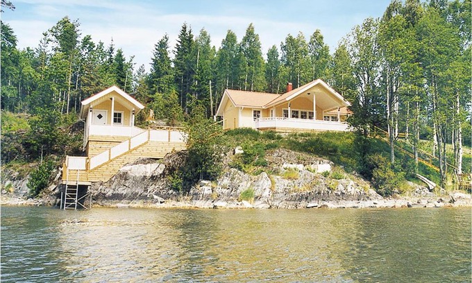 Grums Municipality House | Amazing Home In Segmon With Sauna