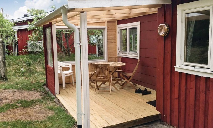 Skummesloevsstrand House | Amazing home in Skottorp with WiFi