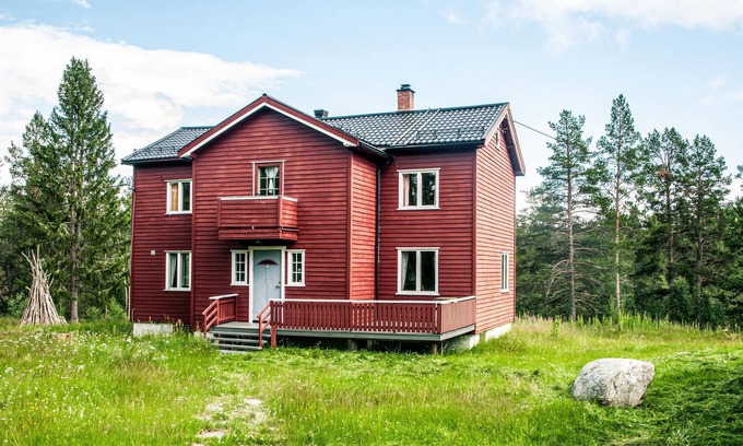 Soemaadalen House | Amazing Home in Tufsingdalen With 5 Bedrooms and Wifi