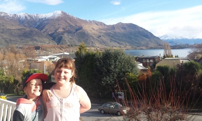 Wanaka House | Amazing Mountain and Lake Wanaka Views
