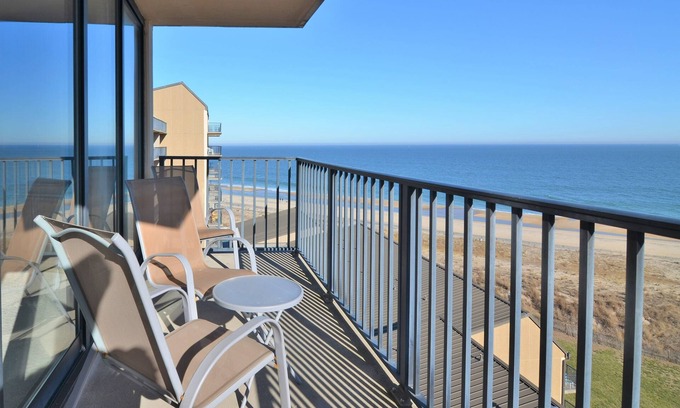 Bethany Beach Condo | AMAZING OCEANFRONT CONDO - 809 Brandywine House, Sea Colony, Bethany Beach