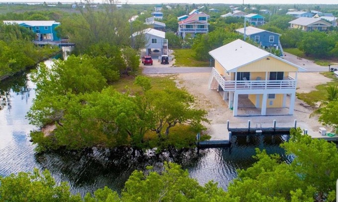 Port Pine Heights House | Amazing Paradise House Canal Front with access to Atlantic and Gulf.