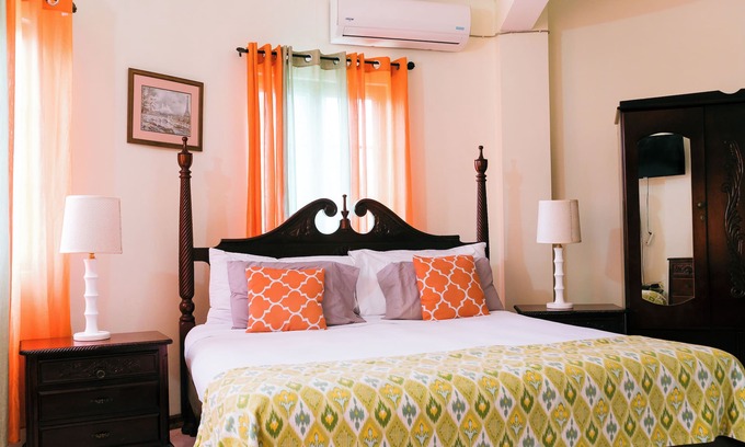 IronShore Estates Apartment | Amazing- Rose’s Comfy Studio