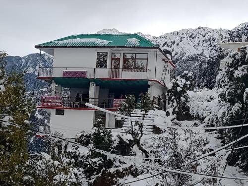 McLeod Ganj Hotel | Amazing view Home Stay