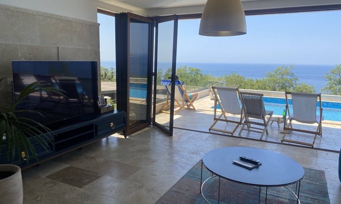 Blizikuce Villa | Amazing views. Charming and Happy pleace. Joyful atmosphere.