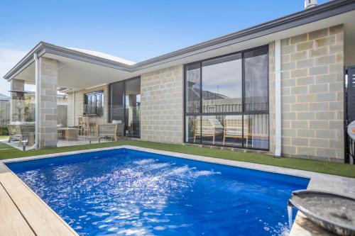 Eglinton House | Amberton Beachs Little Paradise By Swan Bnb