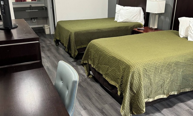 Sealy Hotel | American Inn