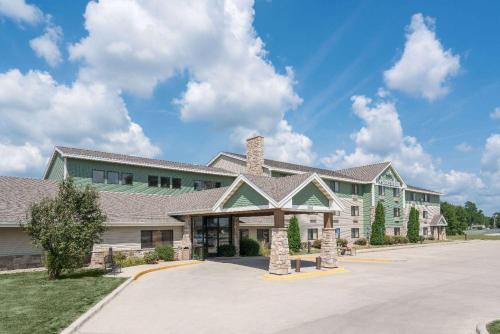 Fort Dodge Hotel | AmericInn by Wyndham Fort Dodge