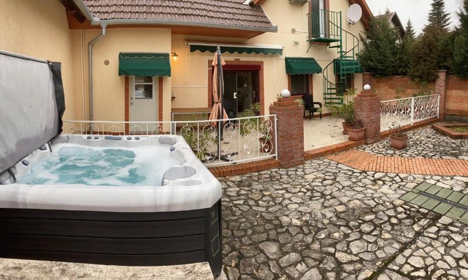 Orfu Apartment | Amerikai Álom