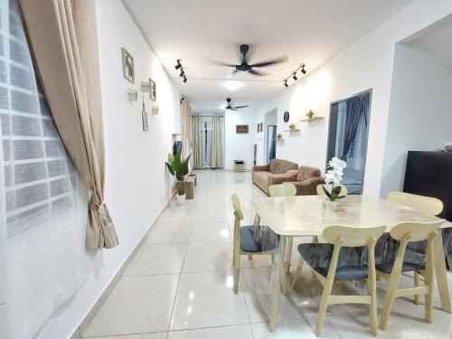 Nilai House | Amir Homestay Nilai